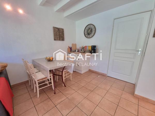 JASSE DE 45M² AVEC PLACE DE PARKING