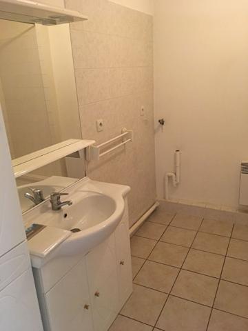 A LOUER Châteauneuf Sur Sarthe Appt T2 RDC de 45 m2