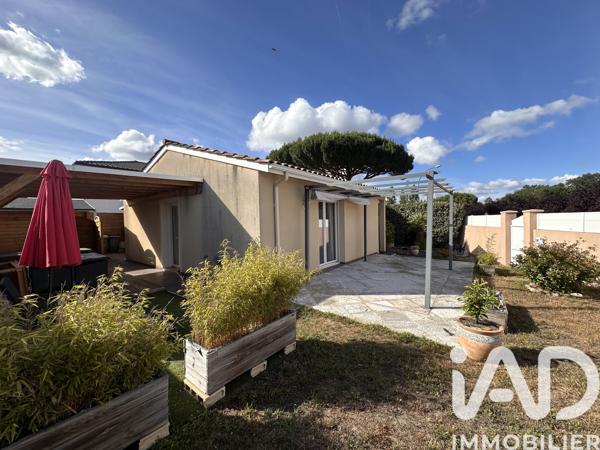 Maison à vendre 4 pièces 79 m² Saint-Médard-en-Jalles