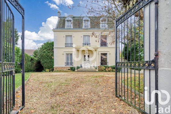 Maison à vendre 11 pièces 323 m² Dampmart