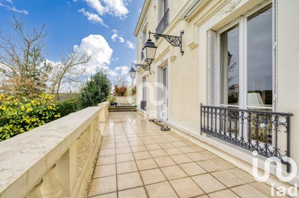 Maison à vendre 11 pièces 323 m² Dampmart