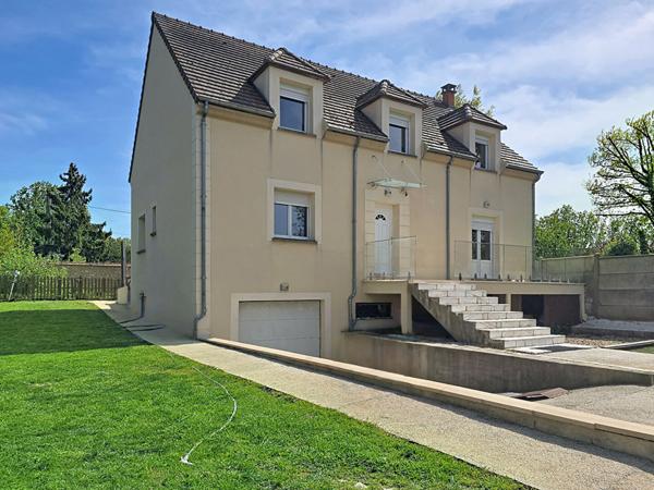 À vendre Maison contemporaine de 2012, Secteur Maison Blanche, RN12 ligne N, Vernouillet / Dreux