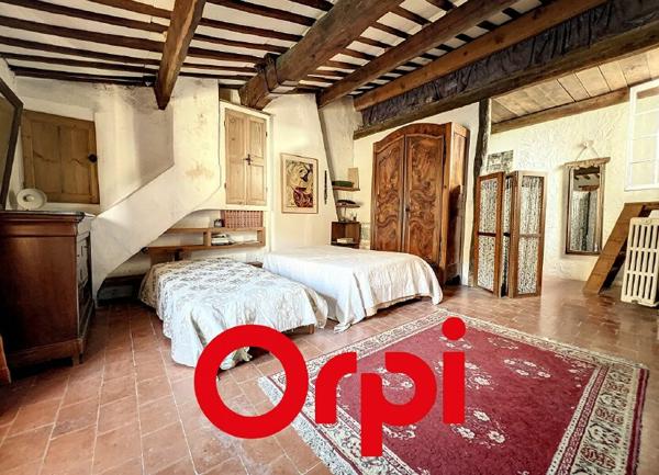 Maison à vendre    4 pièces •  Le Castellet