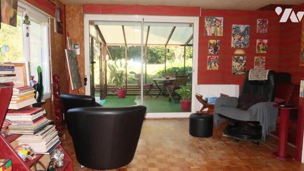 TERVAL, SUR PLUS DE 3 HECTARES, MAISON DE CAMPAGNE COMPRENANT UN PLAN D'EAU, UN BOIS ET UNE PRAIRIE.