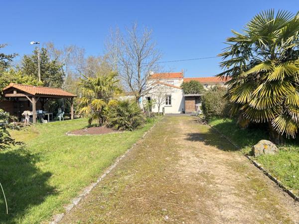 Maison Sevremoine 6 pièce(s) 141 m2