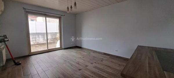 Location                                                      Appartement
                        
                     2 pièces                      40 m2                     à Carmaux