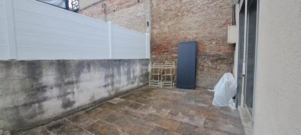 Location                                                      Appartement
                        
                     2 pièces                      40 m2                     à Carmaux