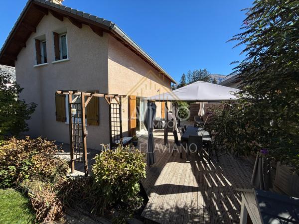 Maison 4 pièce(s) 3 chambre(s) 128.21 m²