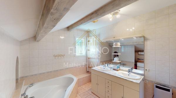 Maison 4 pièce(s) 3 chambre(s) 128.21 m²