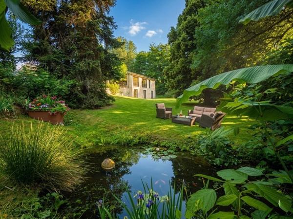 Ancien chai rénové, nature et prestations premium