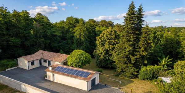 Ancien chai rénové, nature et prestations premium