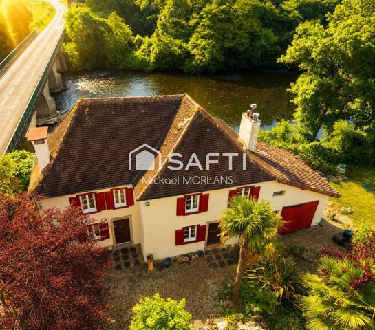 Maison de caractère 5 pièces, 3 chambres, vue sur le gave