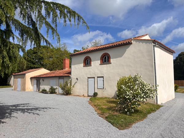 LA BOISSIERE DES LANDES, maison 4 ch (SH : 150 m²)