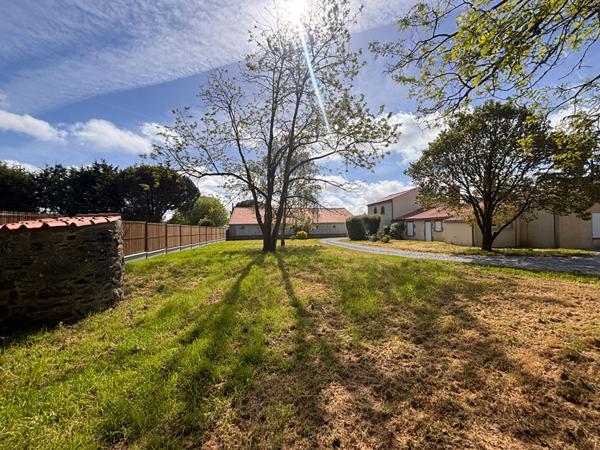 LA BOISSIERE DES LANDES, maison 4 ch (SH : 150 m²)