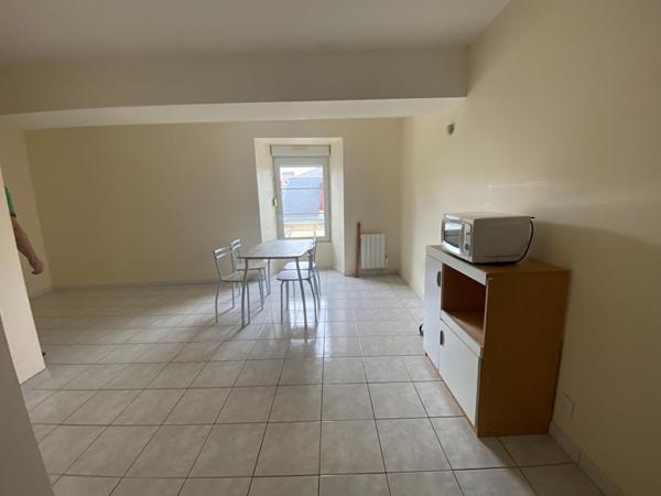 86200 LOUDUN Appartement Loudun 2 pièce(s) 35.89 m2