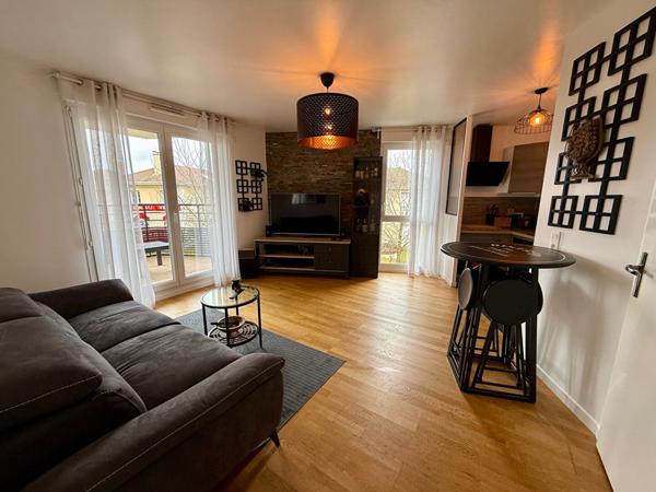 À vendre : bel appartement 2 pièces à Villepreux - Exclusivité !