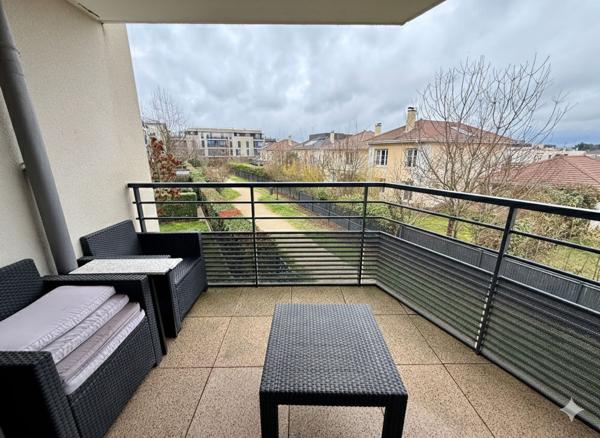 À vendre : bel appartement 2 pièces à Villepreux - Exclusivité !