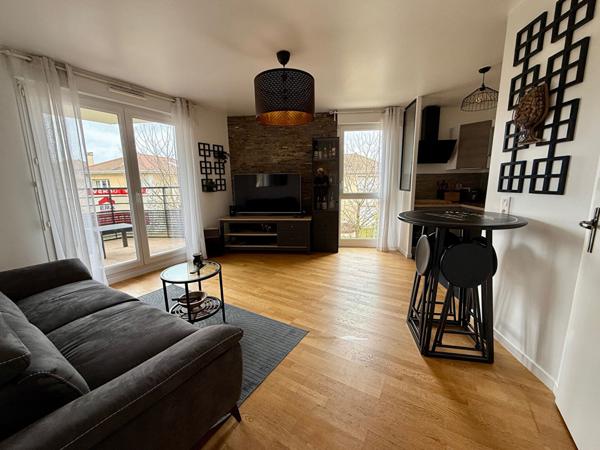 À vendre : bel appartement 2 pièces à Villepreux - Exclusivité !