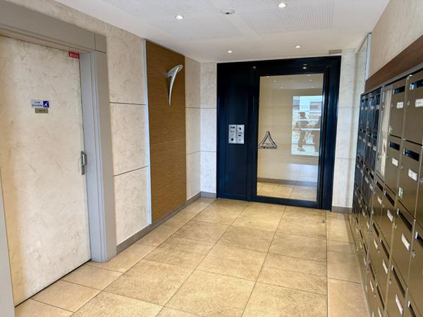 À vendre : bel appartement 2 pièces à Villepreux - Exclusivité !