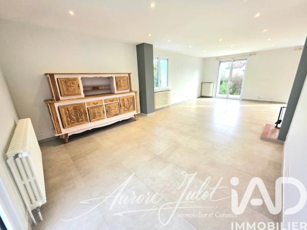 Maison à vendre 6 pièces 199 m² Les Abrets en Dauphiné