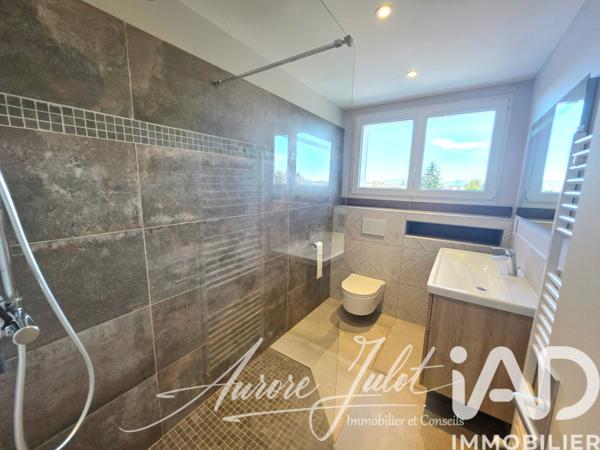 Maison à vendre 6 pièces 199 m² Les Abrets en Dauphiné