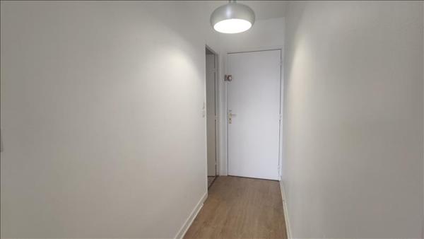 Appartement à louer |  LA RICHE |  1 pièce | 27 m²