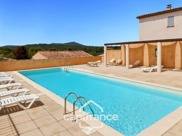 Domaine et Golf de Pont Royal , maison mitoyenne  de 101m2 , 3/4  chambres , Garage , Piscine résidentielle terrain de 177m2