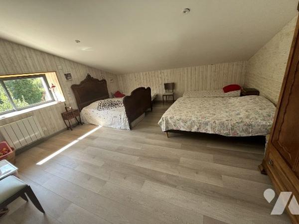 MAISON D'ARCHITECTE 127 m² sur 1900 m² de TERRAIN