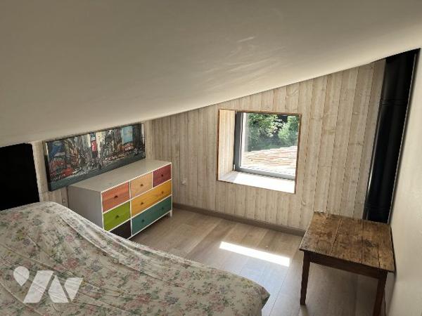 MAISON D'ARCHITECTE 127 m² sur 1900 m² de TERRAIN