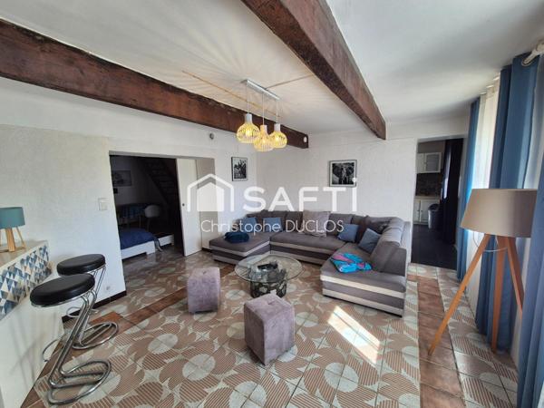 Maison de village avec jardin, piscine et appartement indépendant.