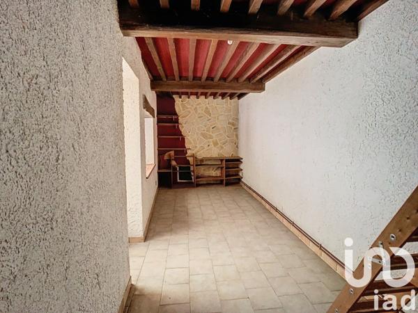 Maison de village 10 pièces de 227 m² à Saint-Pierre-de-Bœuf (42520)