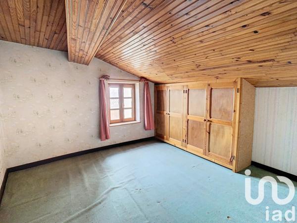 Maison de village 10 pièces de 227 m² à Saint-Pierre-de-Bœuf (42520)