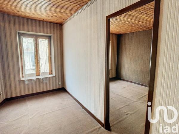 Maison de village 10 pièces de 227 m² à Saint-Pierre-de-Bœuf (42520)