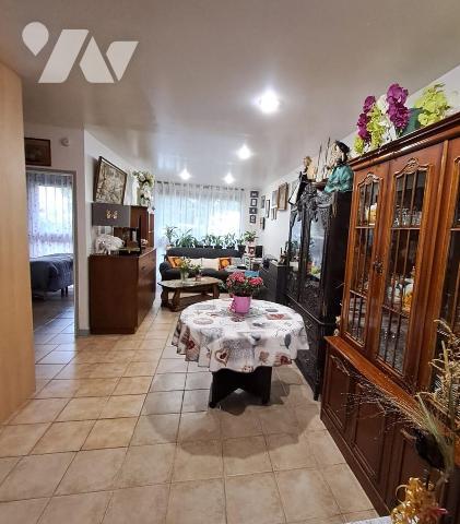 Sur la commune de BONDY (Seine Saint Denis) Appartement en RDC (ex local médical) de 3PP et réserve