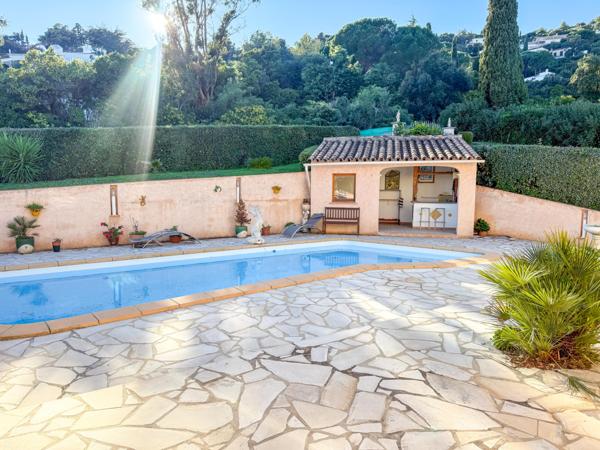 Maison à vendre  7 pièces - 242 m2 CAVALAIRE SUR MER - 83