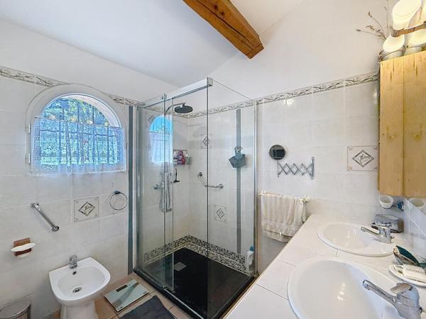 Maison à vendre  7 pièces - 242 m2 CAVALAIRE SUR MER - 83