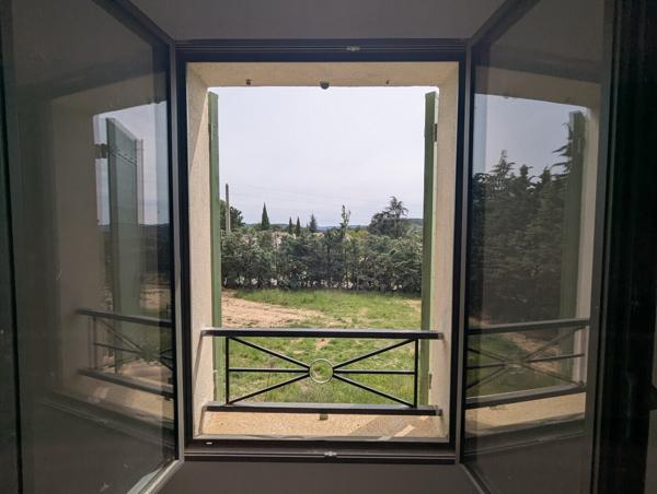 LOURMARIN: Villa neuve prestations haut de gamme