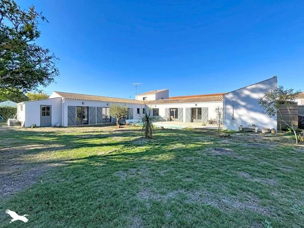 Maison à vendre 814 320 € Marsilly 7 p 187 m² DPE C