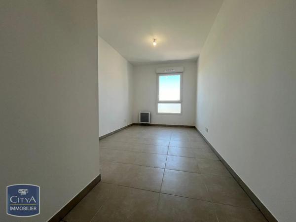 Appartement à louer 3 pièces 58.5m² Arles (13200)