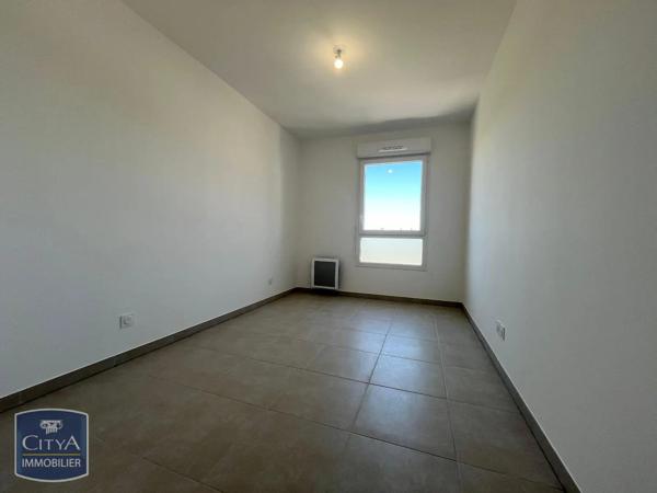 Appartement à louer 3 pièces 58.5m² Arles (13200)