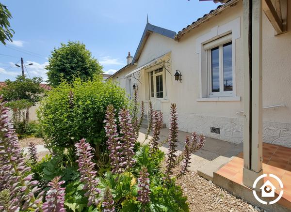 Maison semi plain-pied à RENOVER - 3 chambres - Jardins clos - Garage