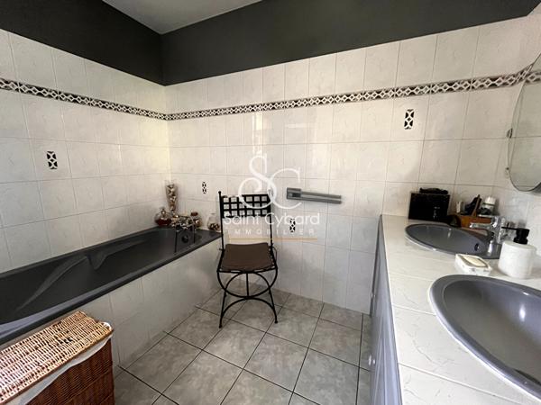 Garat – Maison Plain-pied – 3 chambres – jardin et piscine
