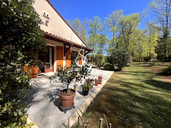 Garat – Maison Plain-pied – 3 chambres – jardin et piscine