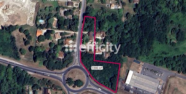 Maison 7 pièces - 252 m²