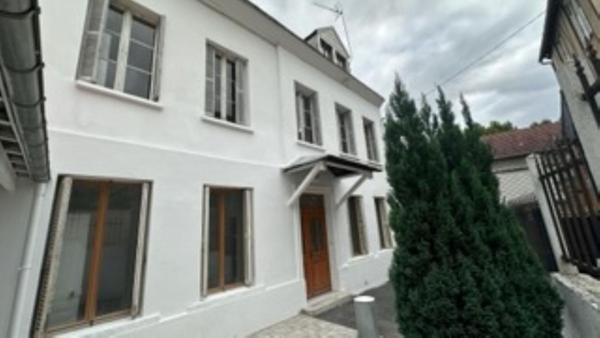 Maison à rénover Elbeuf - sur - Seine 172 M²