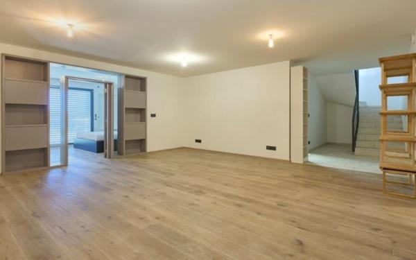 Maison à vendre    7 pièces • 281 m2 Bras-d'Asse