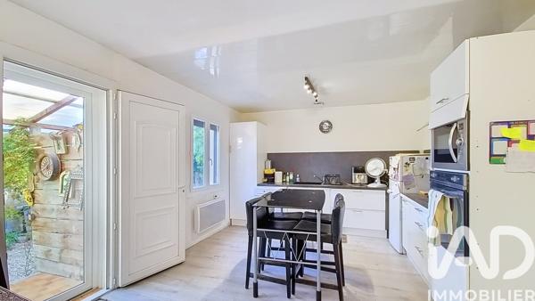 Maison à vendre 5 pièces 92 m² Morières-lès-Avignon