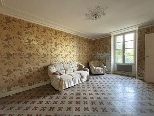 Maison Châteauneuf Du Pape 9 pièces - 190 m2 environ - Grange - Garage - Vue dégagée sur les vignes