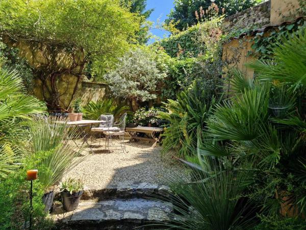 Maison ancienne - Cazals Demeure de charme avec Patio, piscine, tour au toit de lauze et jardin bucolique.