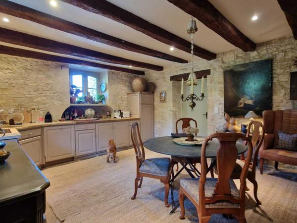Maison ancienne - Cazals Demeure de charme avec Patio, piscine, tour au toit de lauze et jardin bucolique.